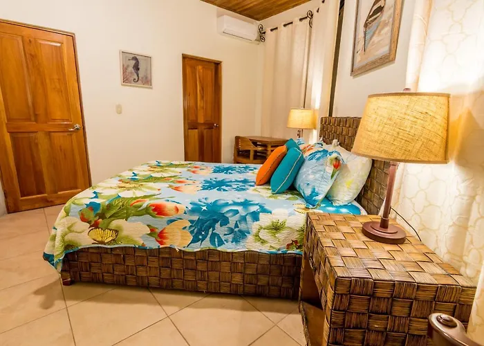 Hermosa Heights Villa 24