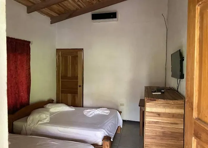 Hospedaje El Pirata