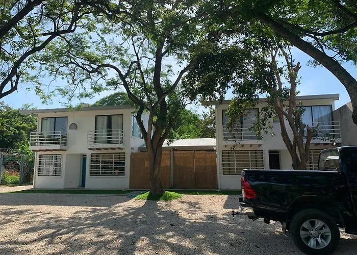 Casa Buda Liberia Cerca del Aeropuerto