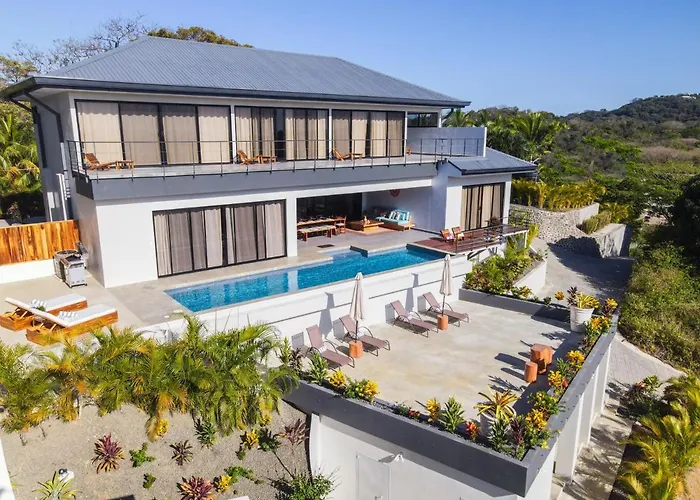Casa Ojos Azules, Nosara. New Listing
