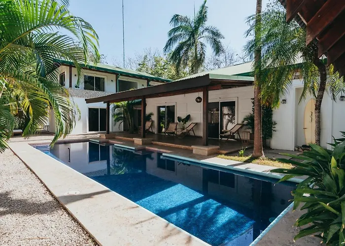 Dream Surf House Avellana