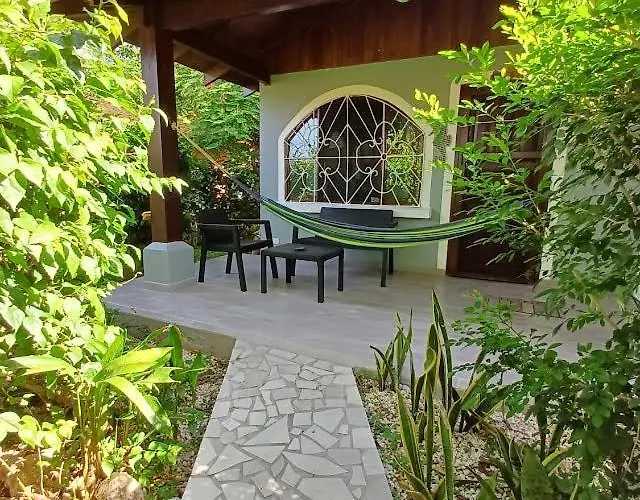 Gray House Domenico