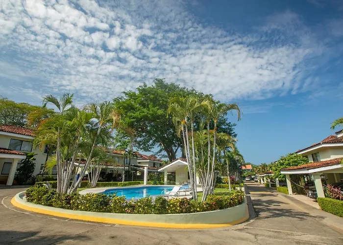 Three Bedroom Sunny Townhome