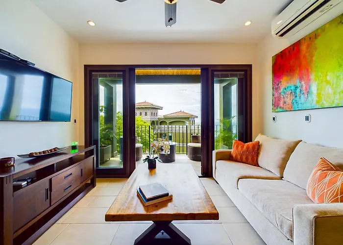 360 Splendor 403-Ocean View Condo-Breakfast Included!