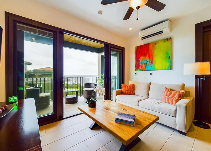 360 Splendor 405 Ocean View Condo- With Breakfast