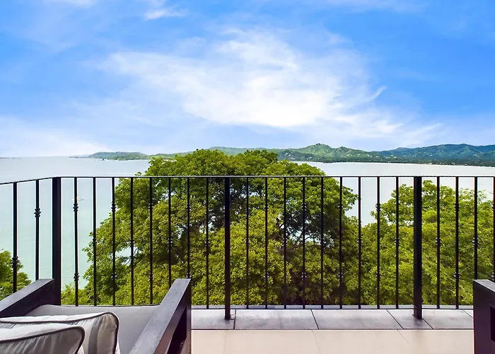 360 Splendor 309-Ocean View Residence-Breakfast Included!
