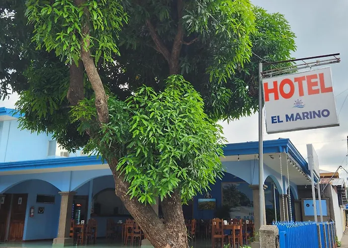 Hotel Y Restaurante El Marino