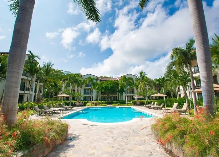 Luxe 3-Bd Condo On 2Nd Floor Above Pool