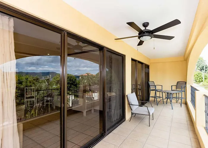 Newly Remodeled Unit In Flamingo With Sweeping Ocean Views From Big Terrace