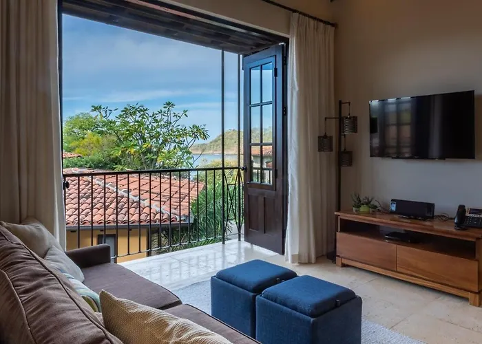 Beautiful Mediterranean-Style Penthouse With An Oceanview Balcony