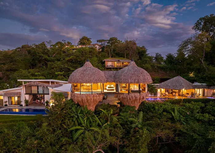 C O C O O N Tamarindo
