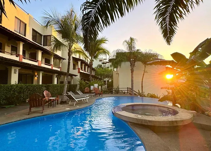 Peaceful Bliss Condo Inside A 6 Pool Complex