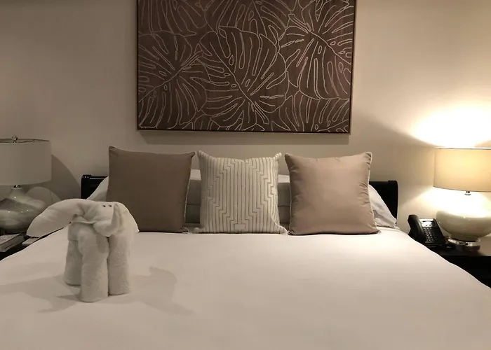 360 Splendor 101B Ocean View Studio With Breakfast