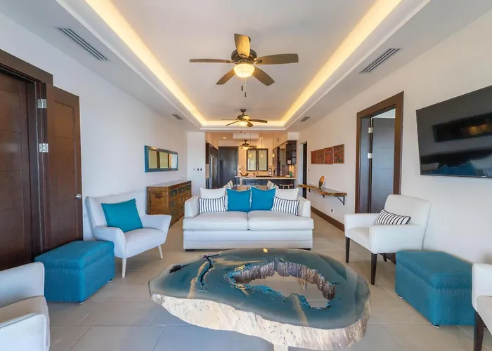 360 Splendor 104A-Ocean View Condo With Breakfast