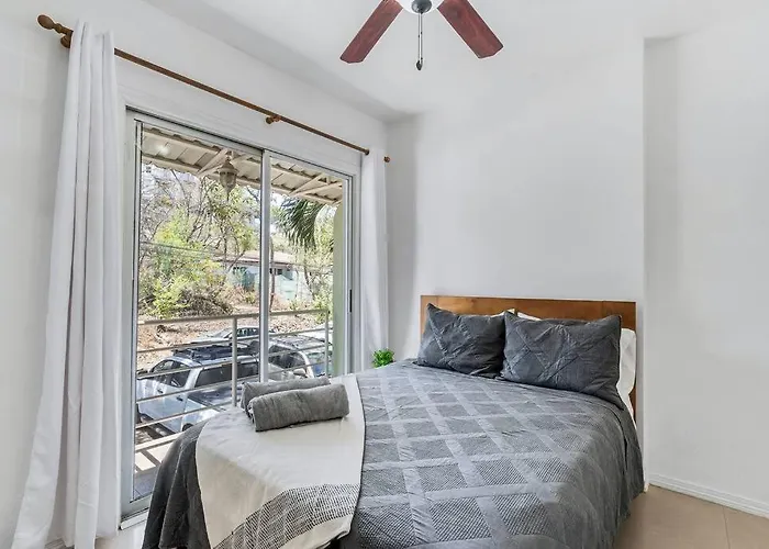 Vvii2 2 Bdrm With Ensuite Bathrms In Centre Of Town