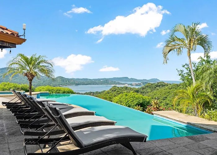Infinity Pool Villa With Ocean & Mountain Views
