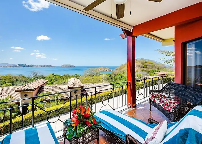 Private Villa, Infinity Pool, 2 Quiet Beaches
