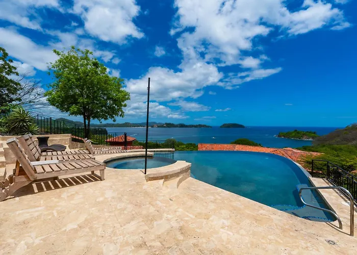 Infinity Pool, Pacific Views & Concierge