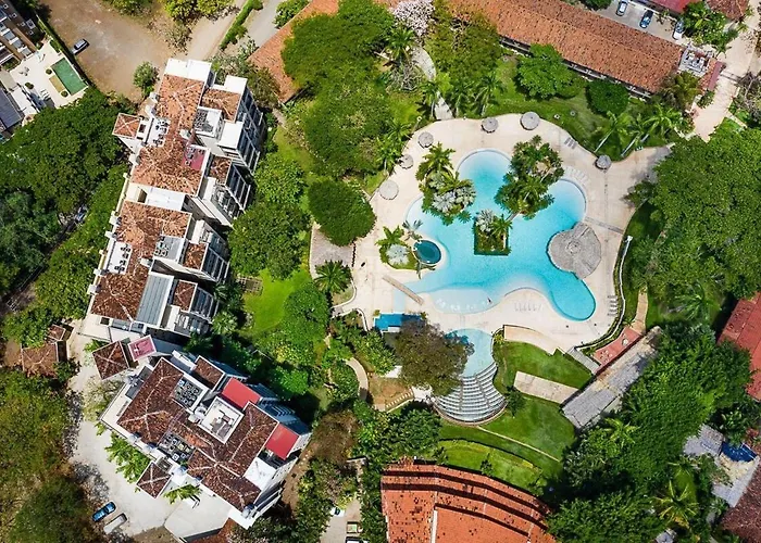 Swim-Up Pool Bar, Walk To Beach & Panoramic Views