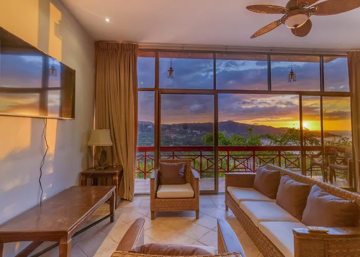 Ocean And Mountain View Villa