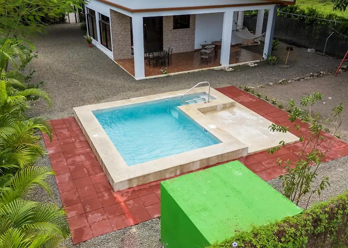 Casa Las Mariposas Fantastic Home With Nature Views & Private Pool