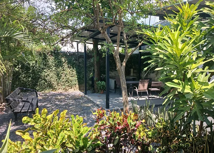 Estancia Santa Teresita (EST)