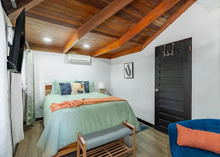 Villa Sunrise - Incredible Ocean Views!