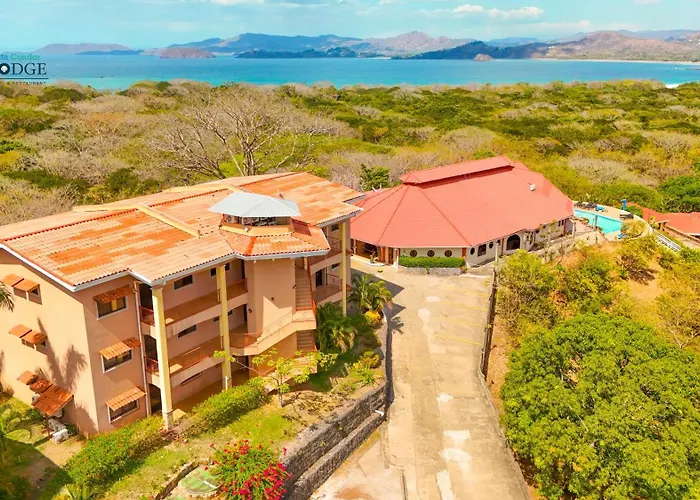 Vista Condor Lodge