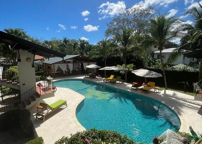 Parti Gras Hotel & Villas En Playa Potrero