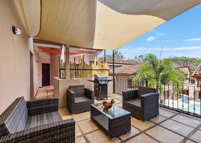 Relax! Pool, Beach Access&BBQ