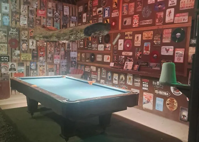 Sunset House Hostel