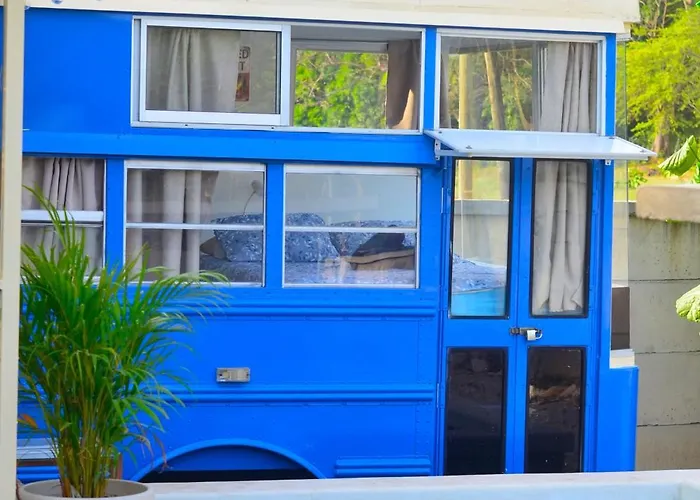 Bus Hotel Playa Barrigona, Entre Samara Y Nosara