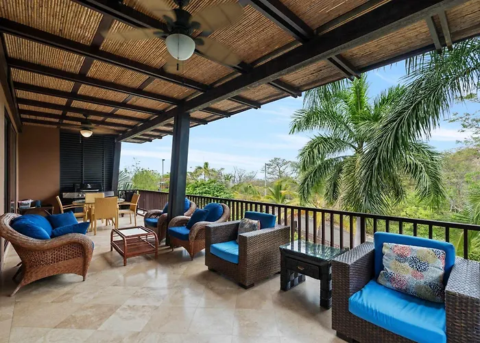 Hillside, Terrace, Pool, Concierge & Beach Access