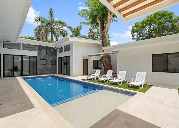 Walk To The Beach Stay In Style
