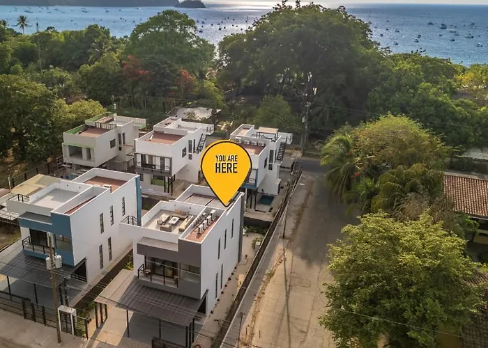 Mirame #4 - 3 Bedroom Villa Across From The Beach
