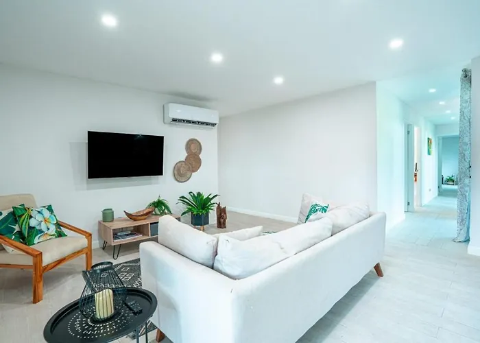 3Br Peaceful Retreat Walking Distance To Beach