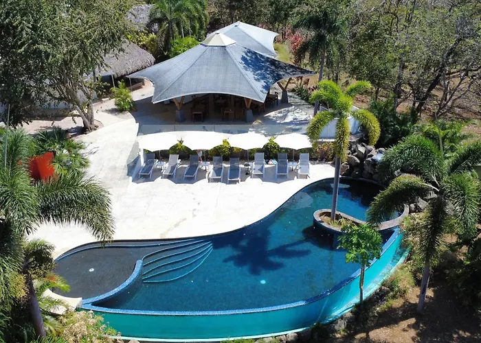 Mikado Natural Lodge