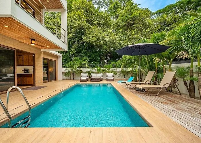 Casa Coralis - Stunning Modern 3 Bedroom 3-Half Bath Home In Playa Potrero