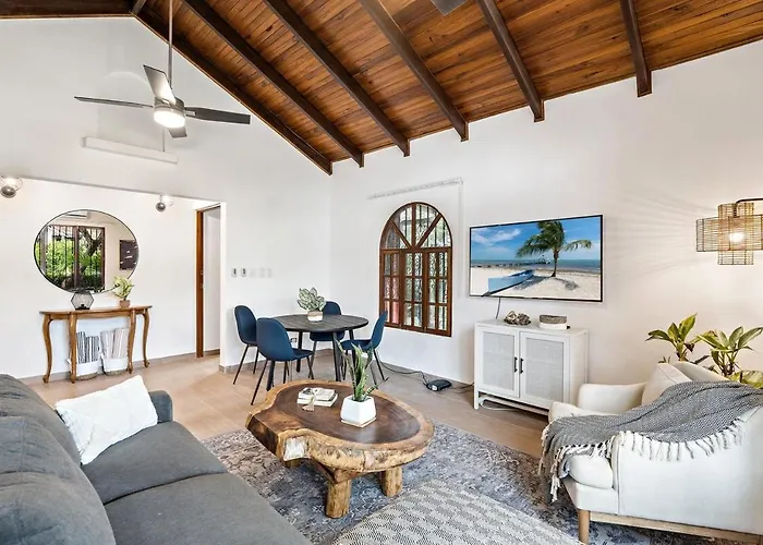 Vbm6 Delightful Beachside Cottage Close To Beach