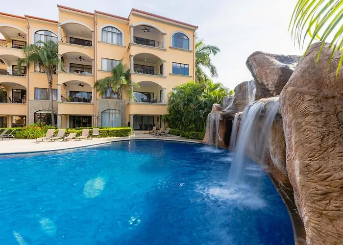Sunrise 7 - 2 Bedroom, Ocean View Condo