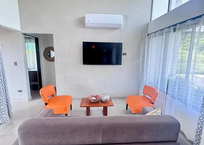 Casa Bella 3 Bdrm House W Pool In Gated Community