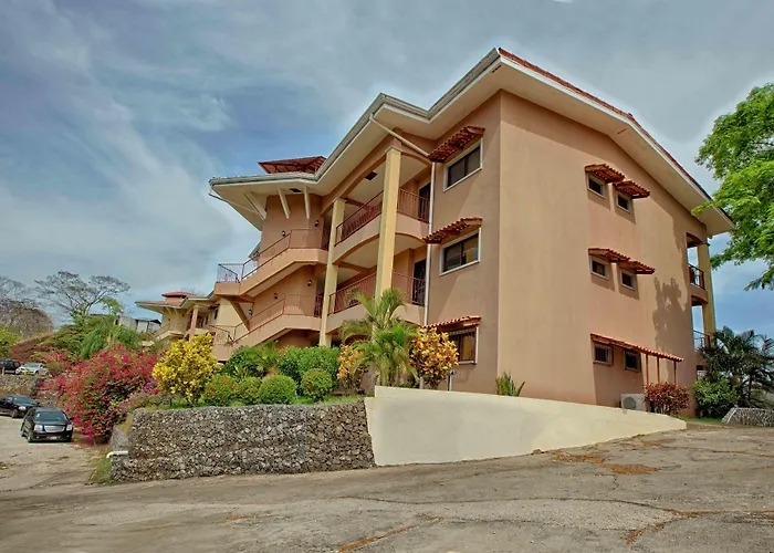 Condor Lodge
