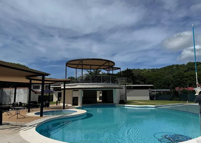 Nacazcol Hotel Y Villas