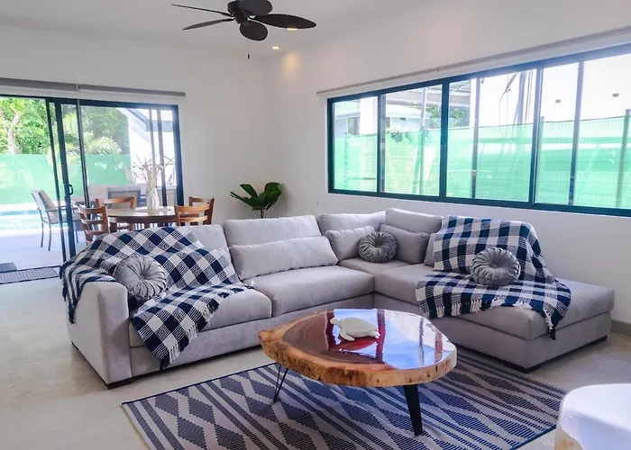 Casa Jurassic Amazing Villa 10 Min Walk To The Beach