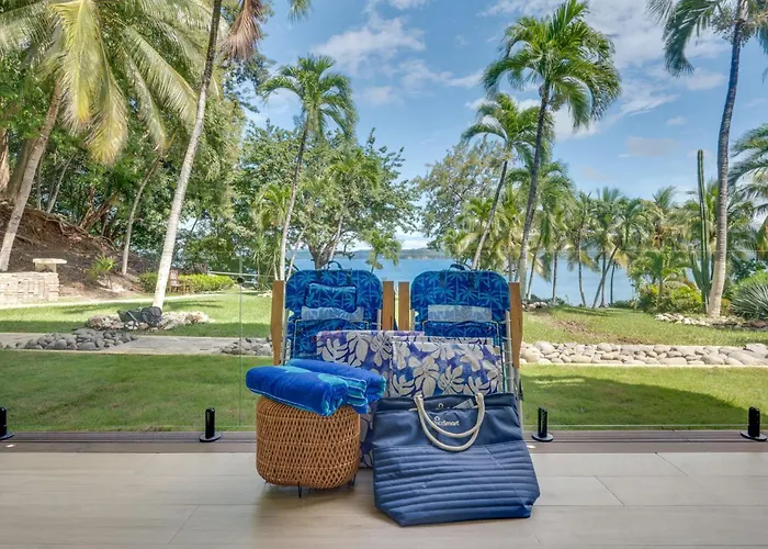Flamingo Marina Private Beachfront Escape