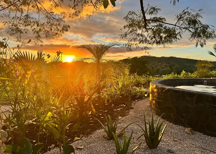 Refugio Del Ocaso - Neues Teak-Haus Mit Garten