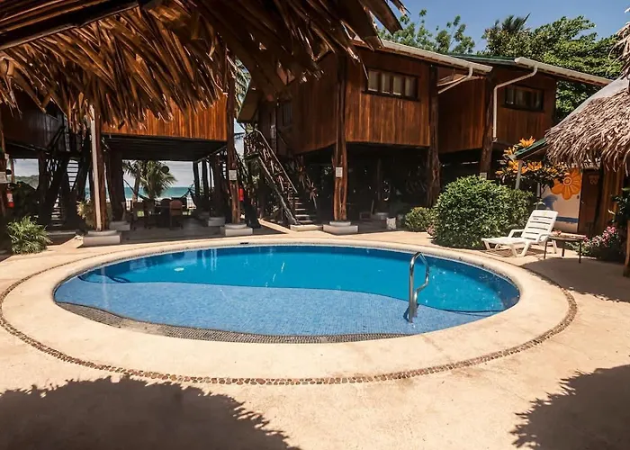 Samara Treehouse Inn Unit 3