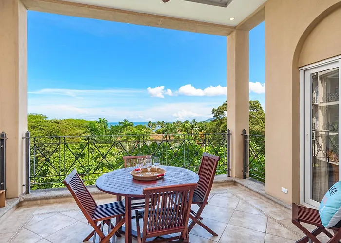 Beautiful Ocean View Condo Steps To The Beach