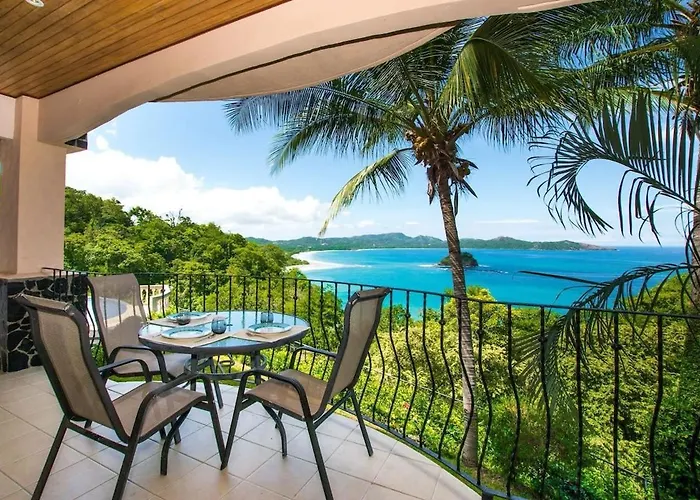 Beautiful Condo In Peaceful Cliffside Location With A Private Balcony & Stunning Ocean And Mountain Views