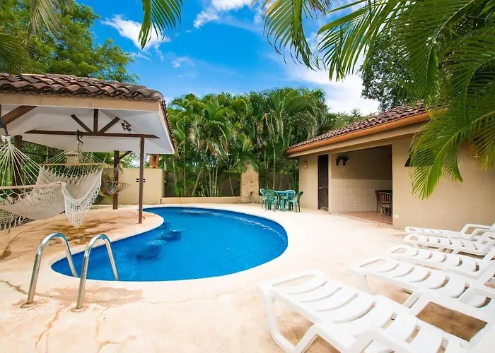 Cozy Ground-Floor Condo With Community Pool, Rancho And Lush Garden Views